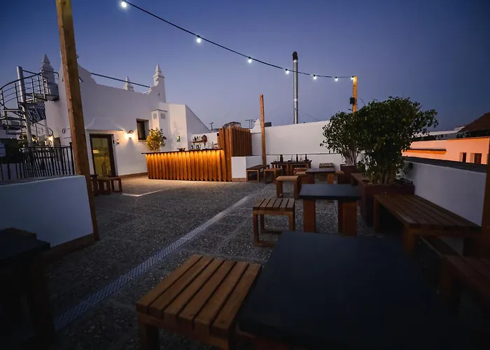 Ferreira Boutique 招待所 科尼尔-德拉弗龙特拉