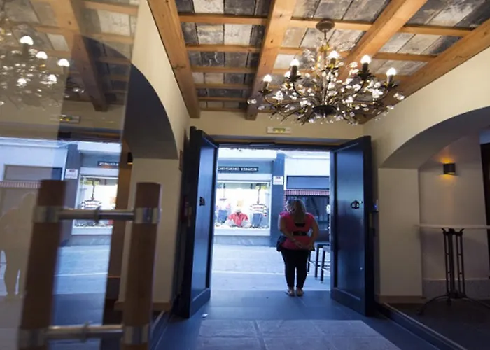 Ferreira Boutique 科尼尔-德拉弗龙特拉